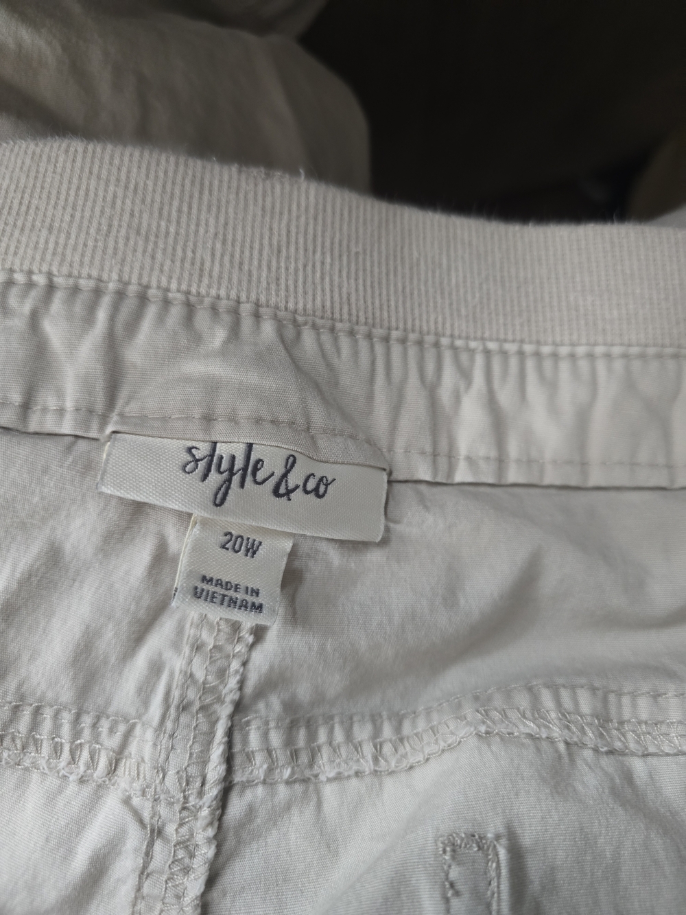 Style & Co. White Women's Cargo Shorts with Elastic Waist